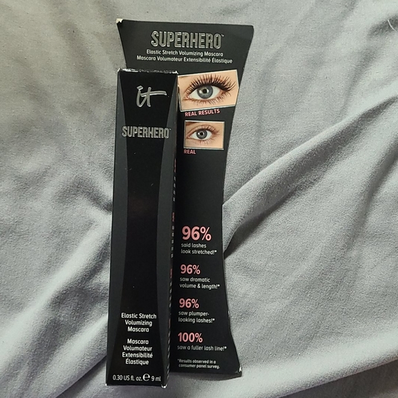 It cosmetics superhero mascara - Picture 1 of 1